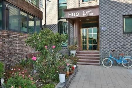 Hub Guest House Инчон Экстерьер фото